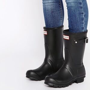 Hunter Women's Short Matte Black Rain Boots
